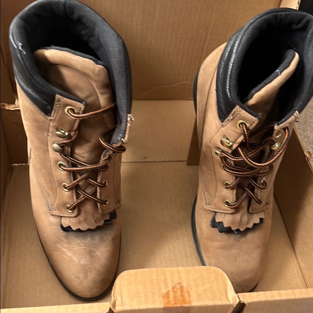 Tan Leather Lace-Up Boots